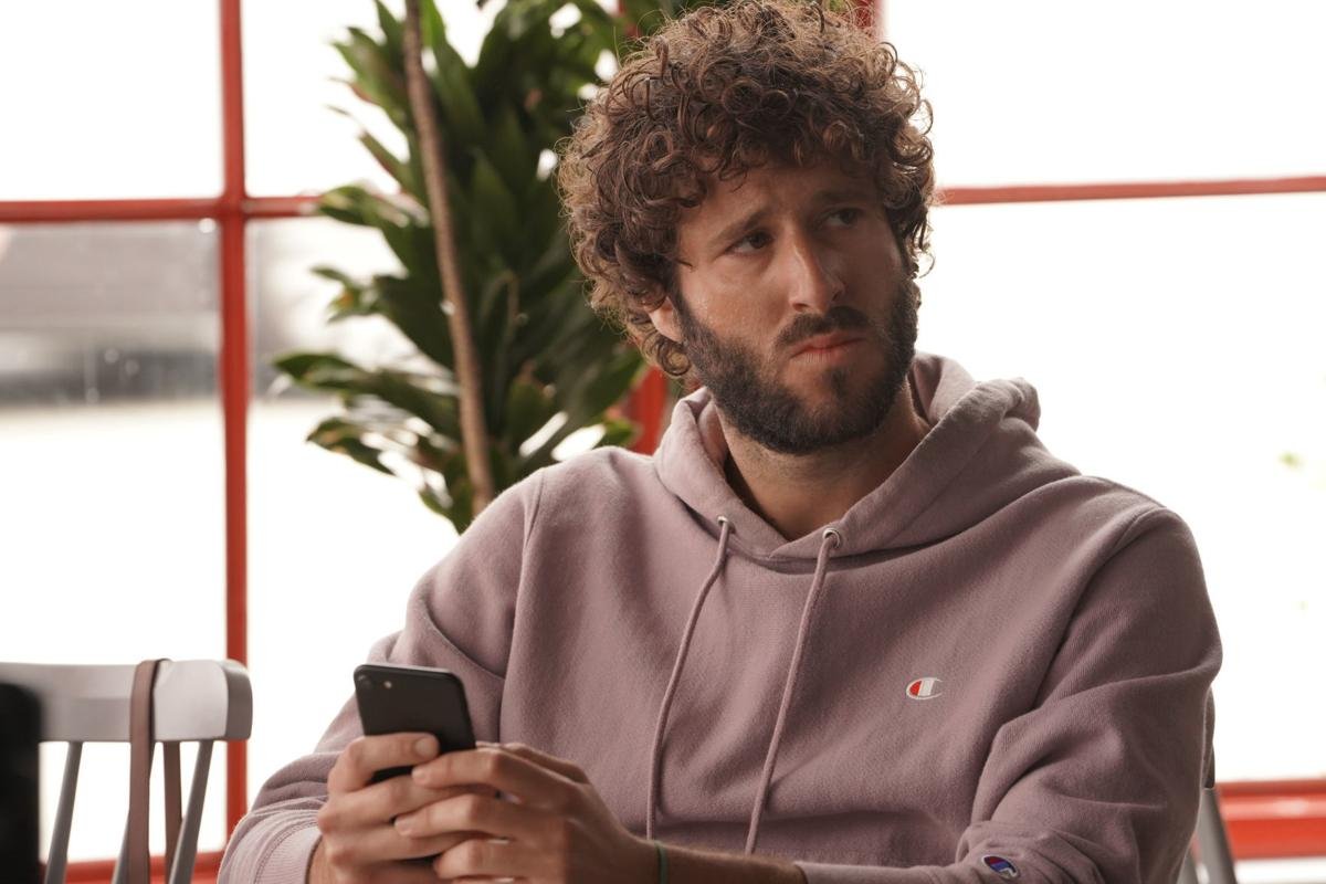 Who Are Lil Dicky Wife And Girlfriend?